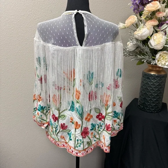 Radzoli Floral Embroidered Fringe Tunic Top Mesh Yoke Boho Chic White M - Picture 5 of 9